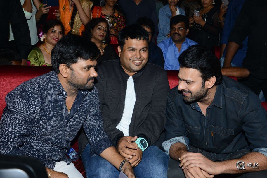 Mahanubhavudu-Movie-Pre-Release-Function